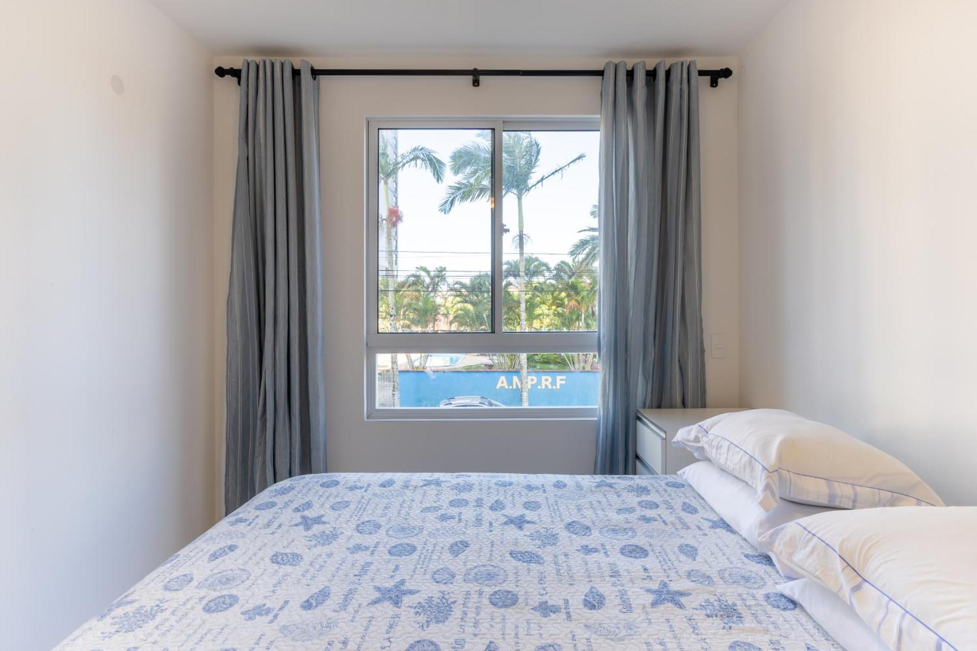 Apartamentos Completos A 15Min Beto Carreiro Com Wi-Fi Churrasqueira Em Condominio Com Piscina Portaria 24H Ideal Para Familia Piçarras Værelse billede